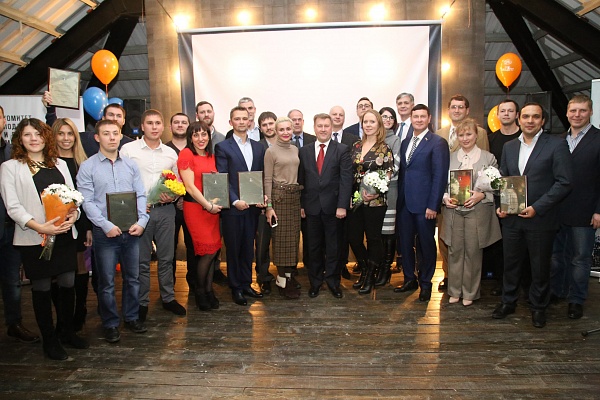 Мэр города Анатолий Локоть поздравил ЗАО «ЭРАСИБ» с победой в ежегодном конкурсе «Лучшее малое предприятие города»